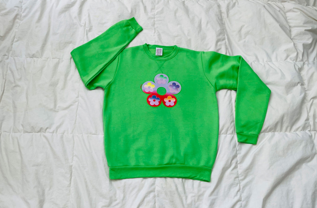 GRADIENT GREEN  CREWNECK