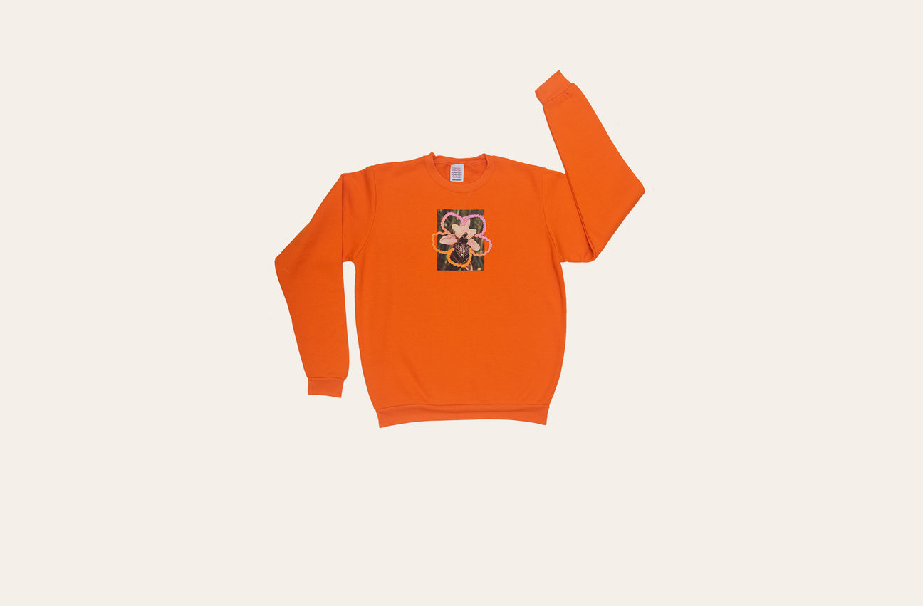 WILDBEE FLOWER ORANGE SWEATSHIRT