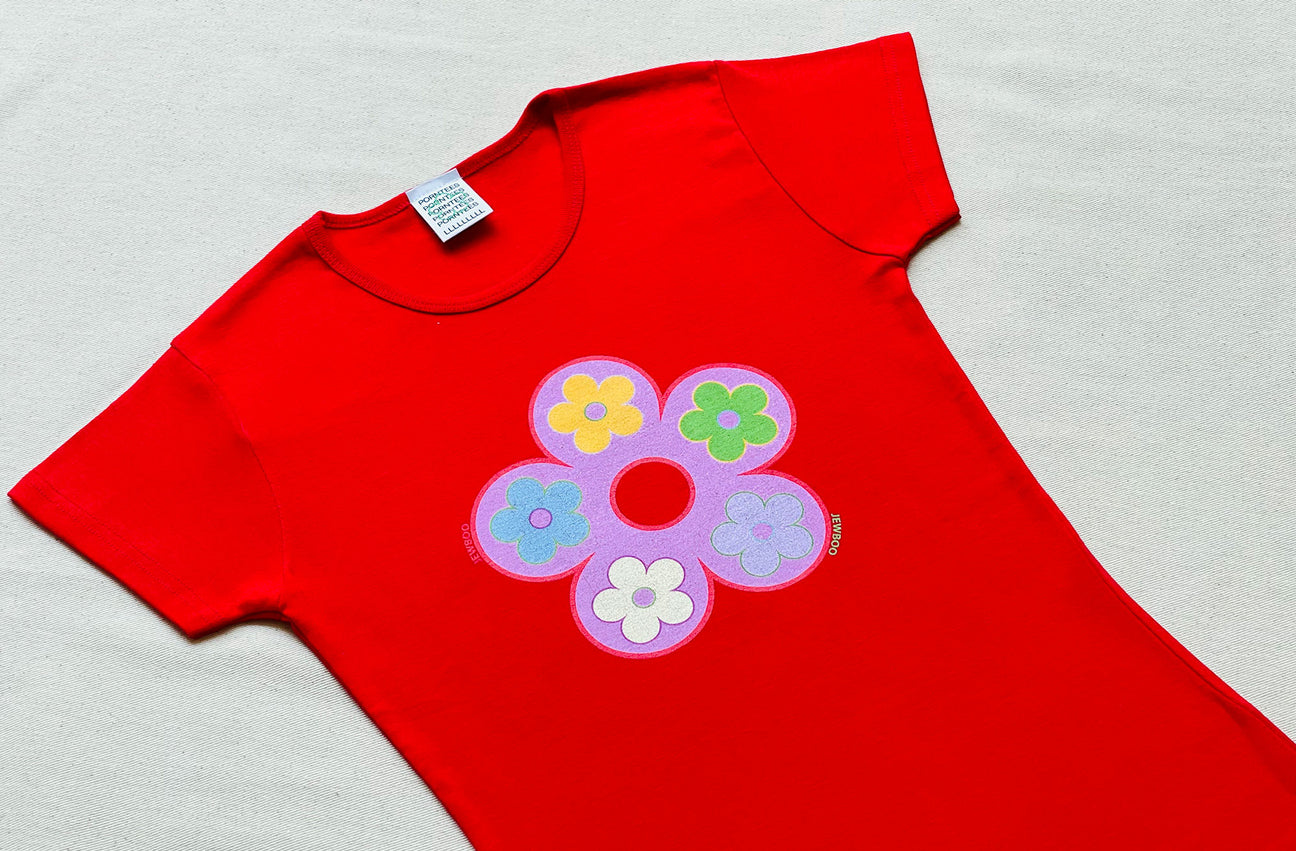 CLASSIC FLOWER RED TEE