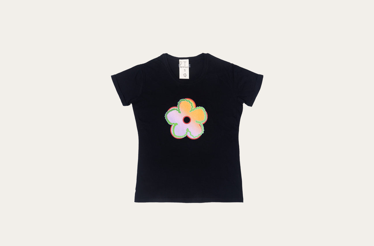 SUNSET FLOWER BLACK TEE