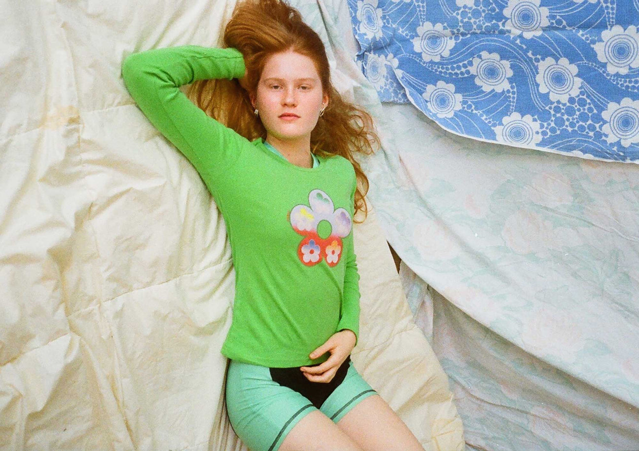 GRADIENT FLOWER GREEN LONG SLEEVE